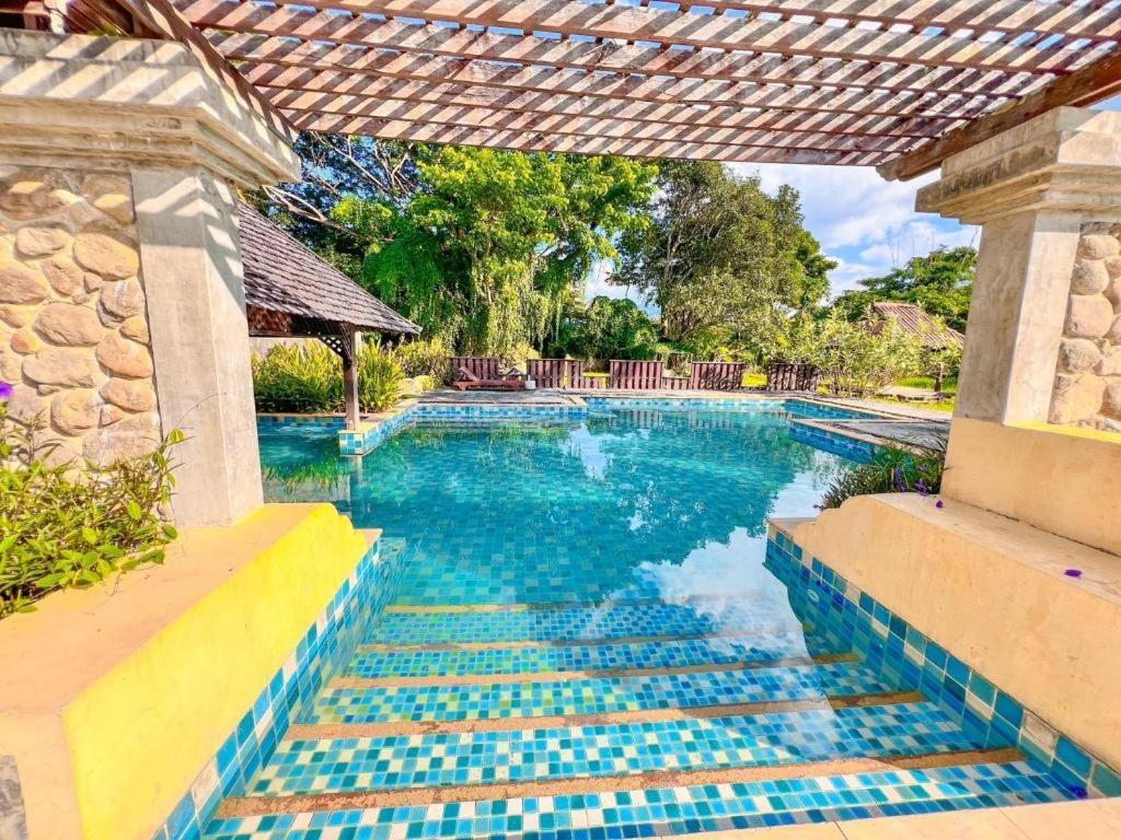 Pai Hotsprings Spa Resort Eksteriør billede